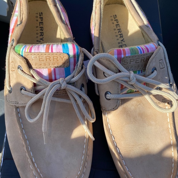 Women’s Sperry - Picture 1 of 2